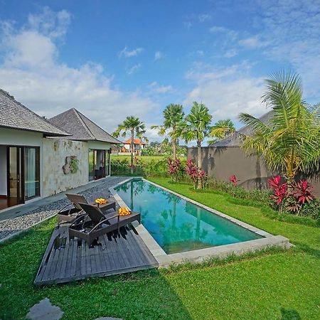 Dusun Ubud Bagian luar foto