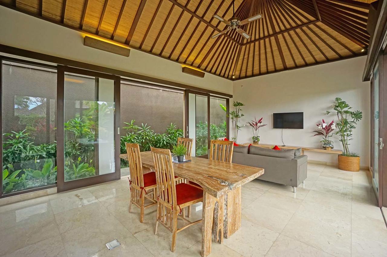 Dusun Ubud Bagian luar foto